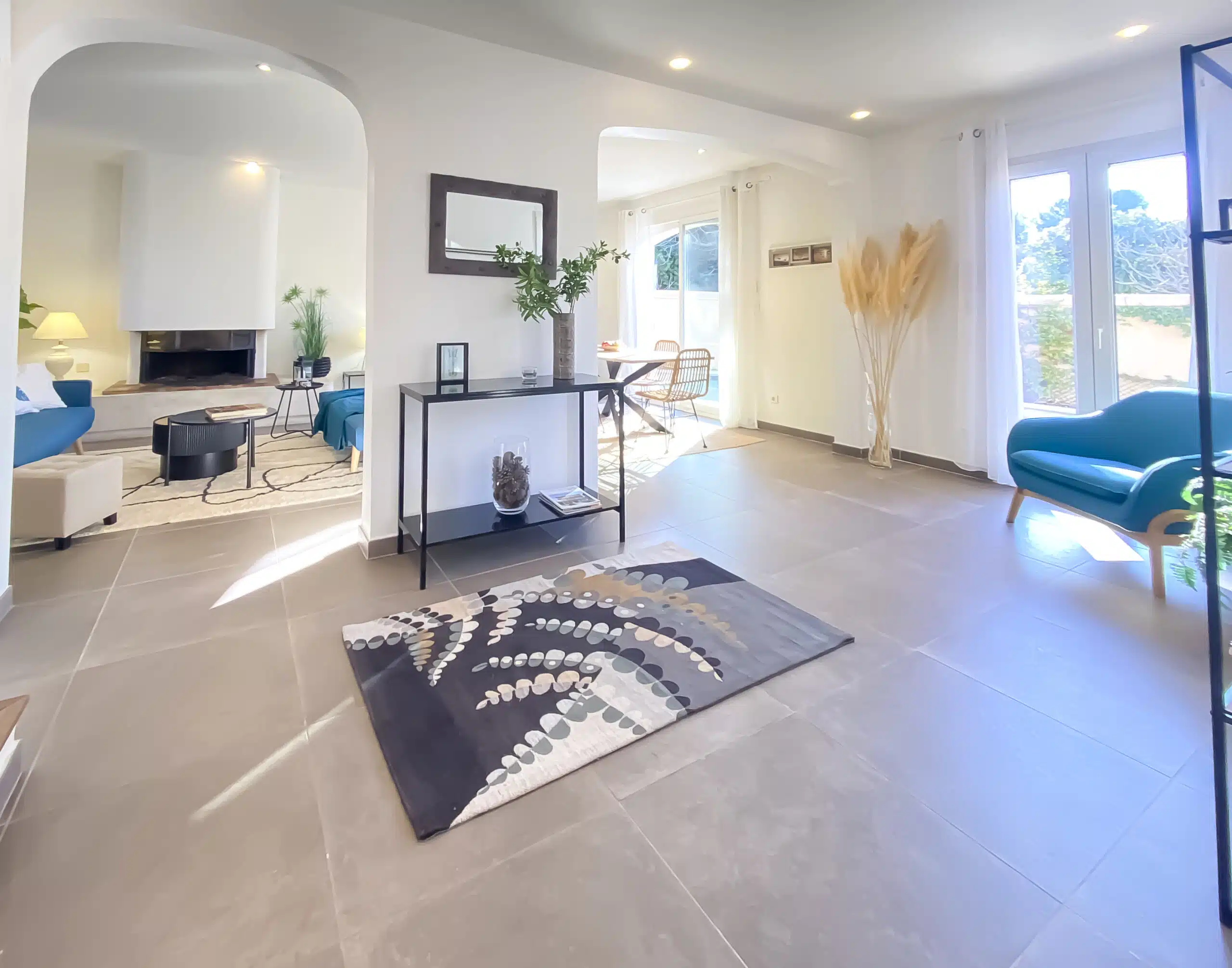 Comment le home staging booste la valeur de votre bien immobilier dans les Bouches-du-Rhône